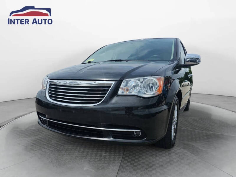 2015 Chrysler Town and Country Touring-L