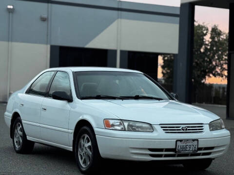 1999 Toyota Camry LE V6