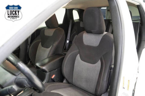 2015 Jeep Cherokee Sport