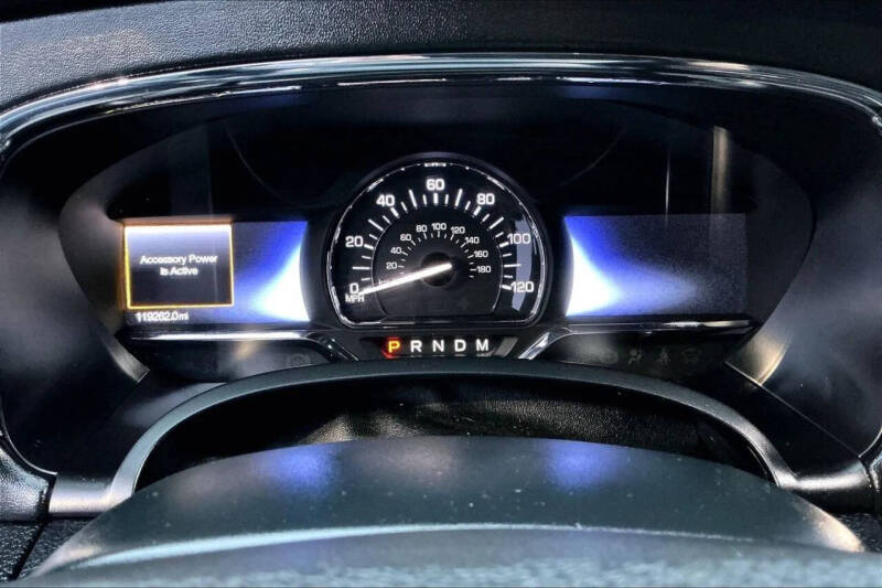 2017 Lincoln Navigator L Select