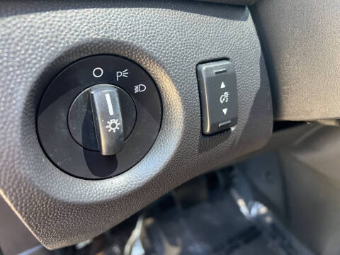 2011 Ford Fiesta SES
