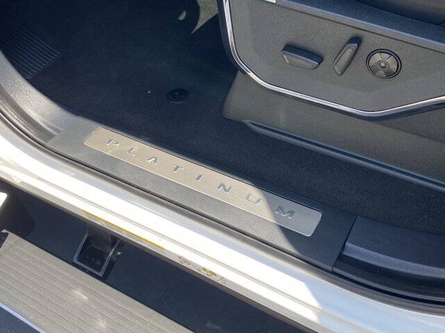 2024 Ford F-450 Super Duty Platinum