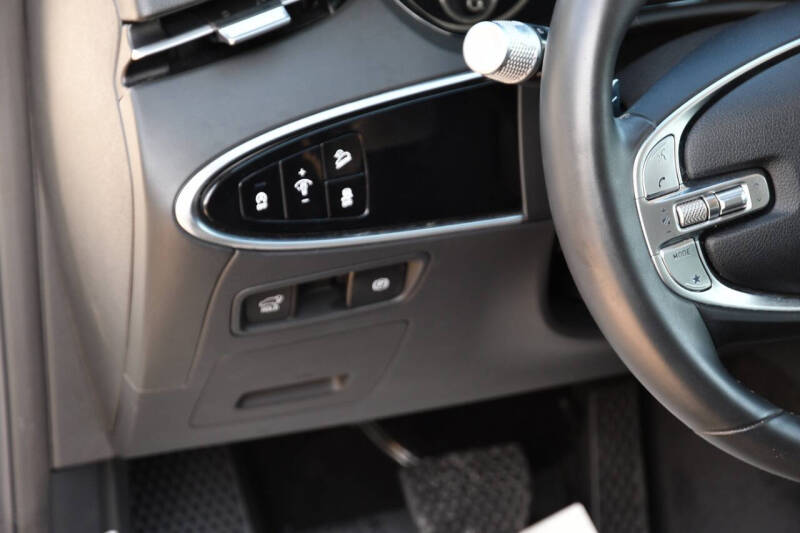 2025 Genesis GV70 2.5T Standard