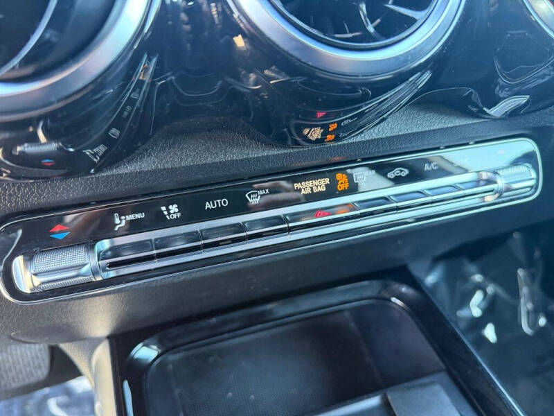 2022 Mercedes-Benz GLB GLB 250 4MATIC