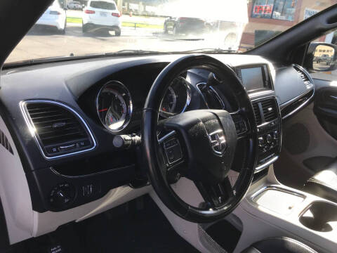 2020 Dodge Grand Caravan SXT