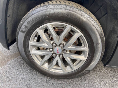 2019 GMC Acadia SLE-2