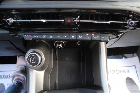 2024 Alfa Romeo Tonale Hybrid Veloce