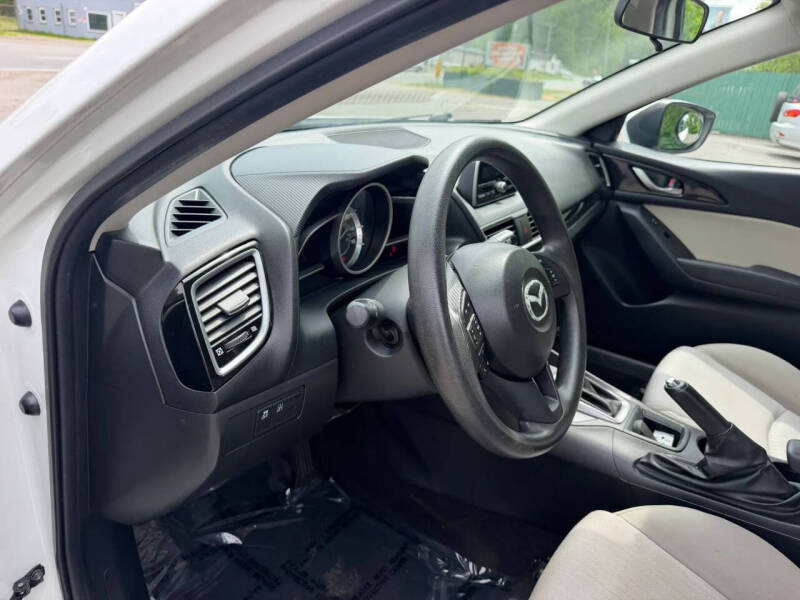 2014 Mazda MAZDA3 i Sport