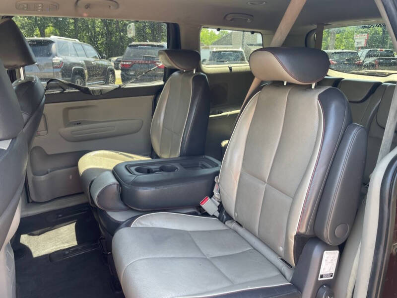2017 Kia Sedona LX