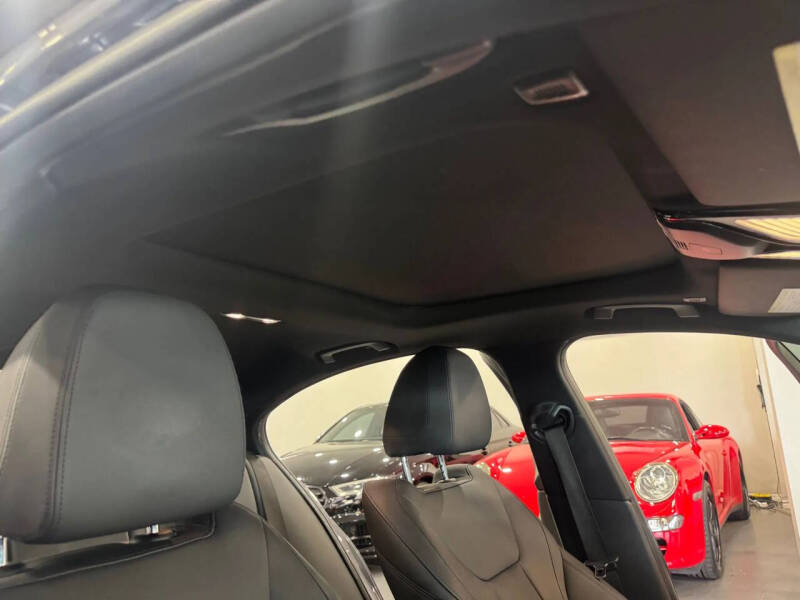 2020 BMW 3 Series 330i