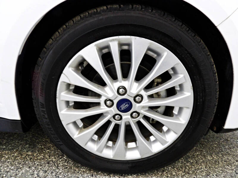 2017 Ford C-MAX Hybrid SE