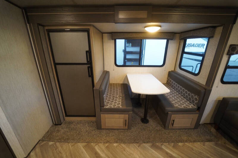 2021 Cruiser RV shadow  Cruiser