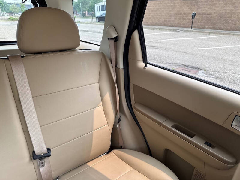 2010 Ford Escape Limited