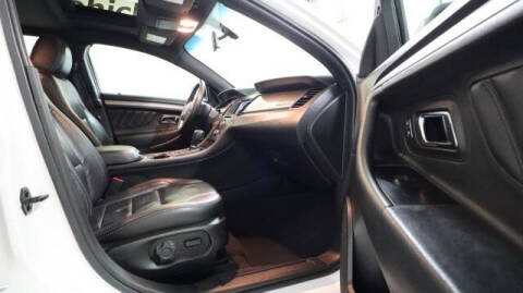 2019 Ford Taurus SEL