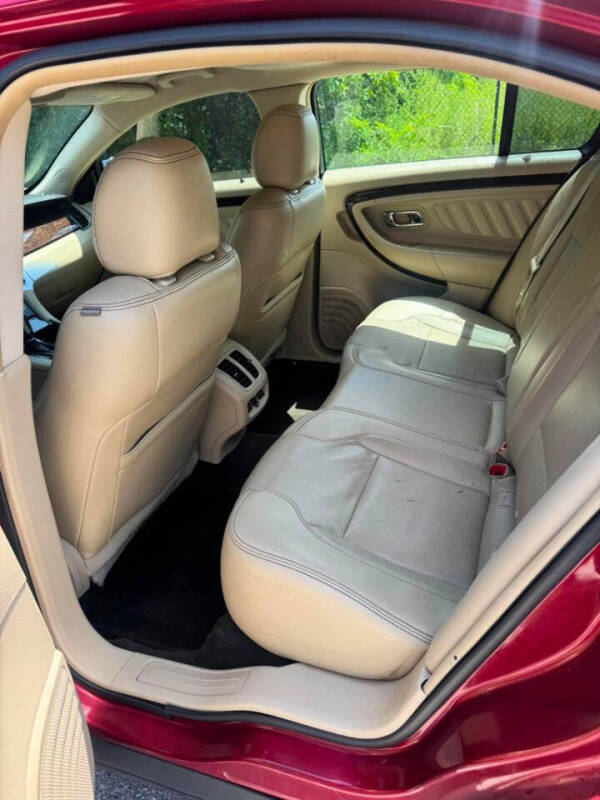 2014 Ford Taurus Limited