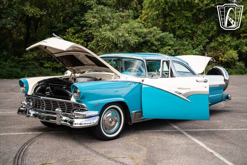 1956 Ford Fairlane