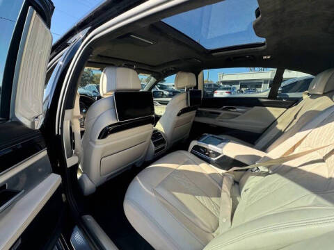 2017 BMW 7 Series M760i xDrive