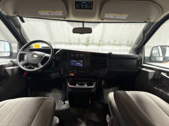 2017 Chevrolet Express LT 3500