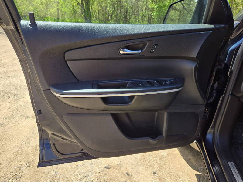 2011 GMC Acadia SLE