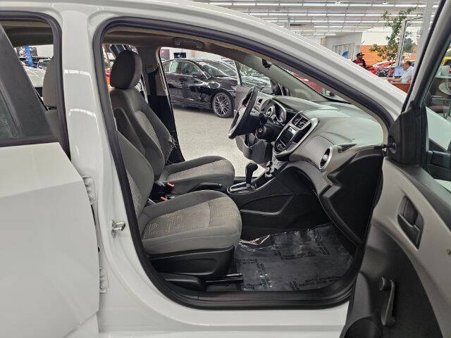 2018 Chevrolet Sonic LT Auto Fleet