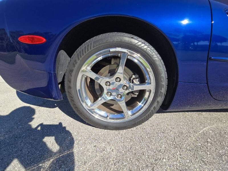 2004 Chevrolet Corvette