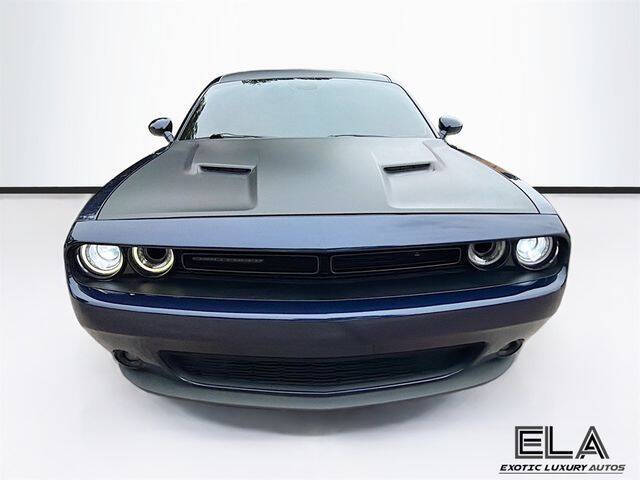 2017 Dodge Challenger SXT