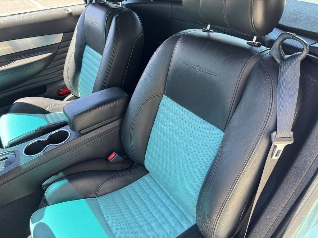 2002 Ford Thunderbird 11