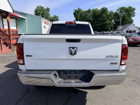 2011 RAM 1500 ST