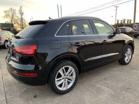 2016 Audi Q3 2.0T quattro Premium Plus