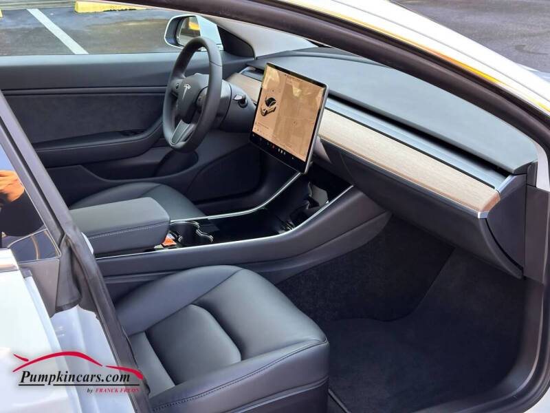 2020 Tesla Model 3 Long Range