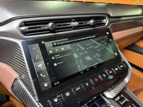 2025 Aston Martin Vanquish