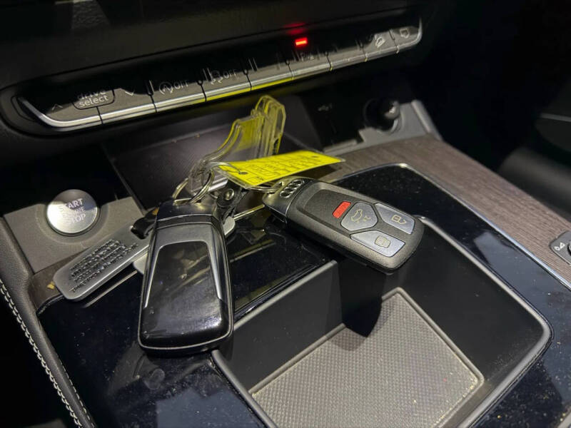 2023 Audi Q5 Sportback quattro S line Prem Plus 45 TFSI