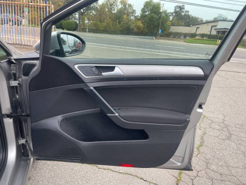 2016 Volkswagen Golf SportWagen TSI Limited Edition