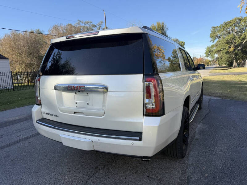 2015 GMC Yukon XL Denali