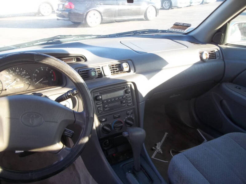 2001 Toyota Camry null photo 22