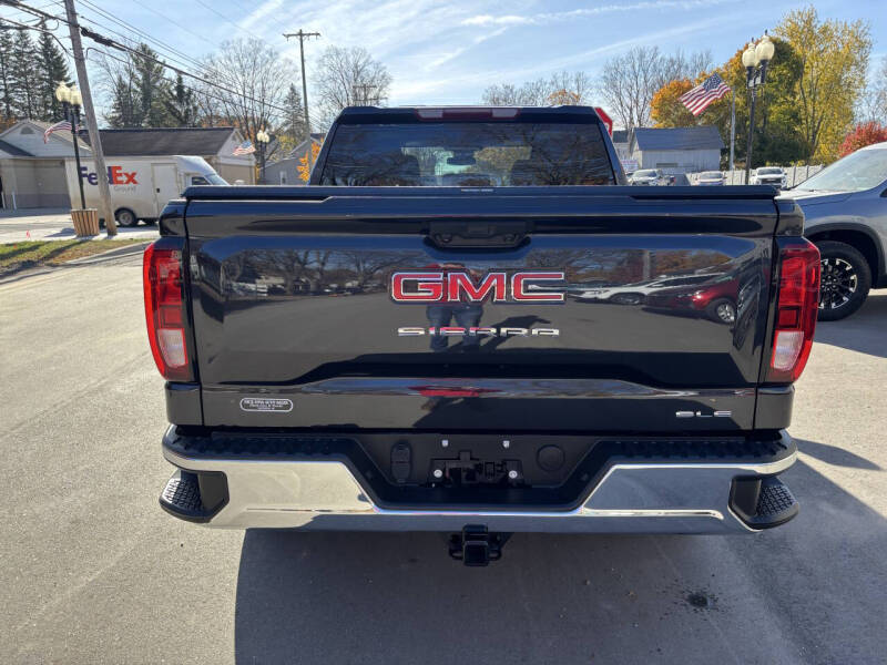 2024 GMC Sierra 1500 SLE