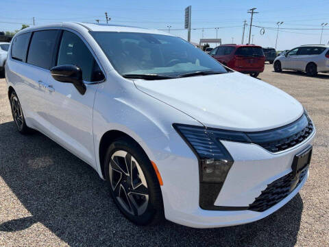 2027 Chrysler Pacifica Limited
