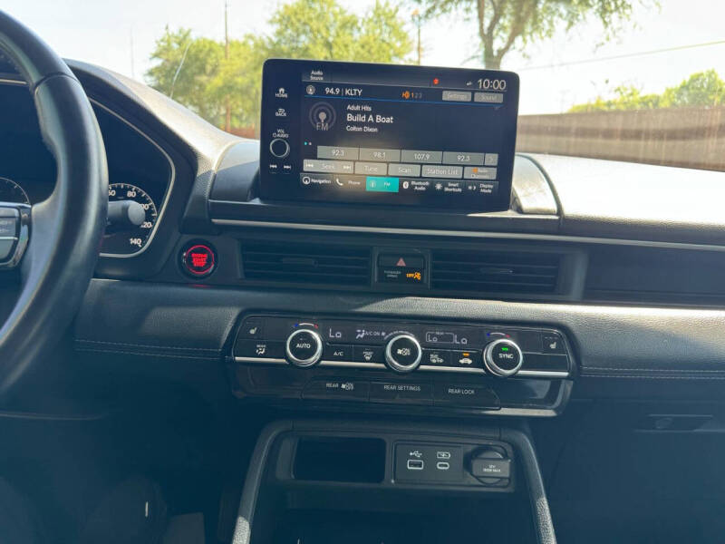 2025 Honda Pilot Touring