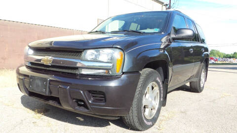 2005 Chevrolet TrailBlazer for sale at Car $mart in Masury OH