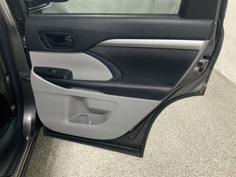 2018 Toyota Highlander LE