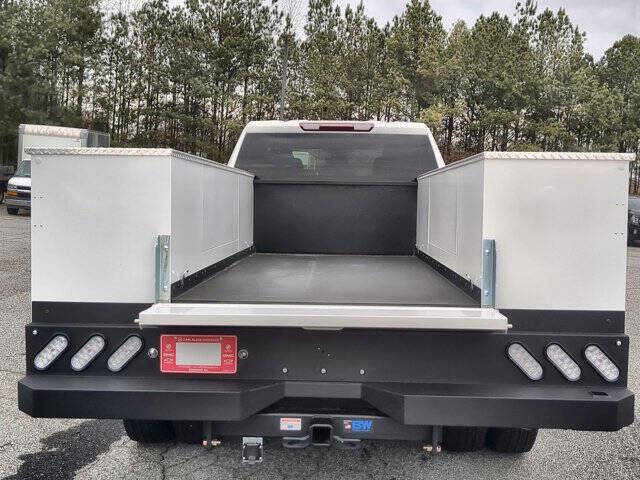 2025 GMC Sierra 3500HD CC Pro