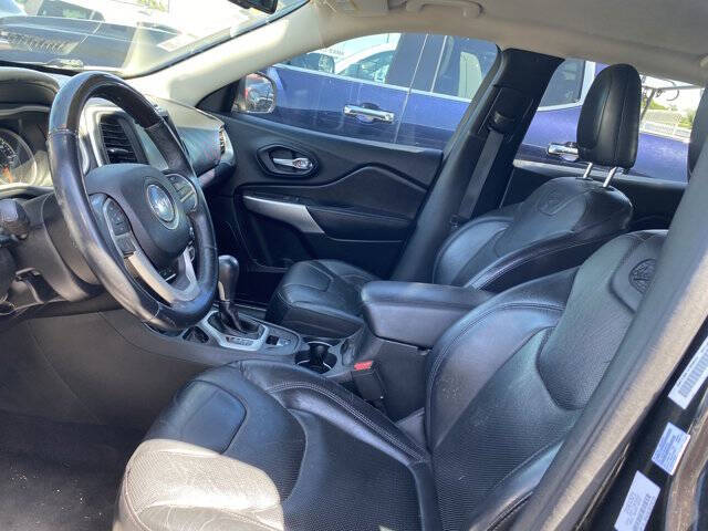 2016 Jeep Cherokee Overland