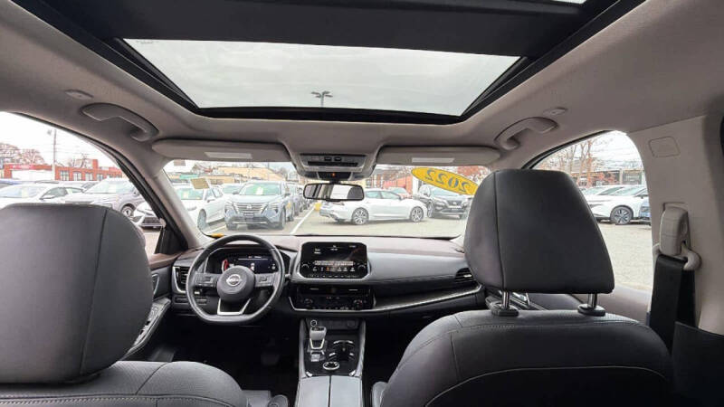 2022 Nissan Rogue Platinum