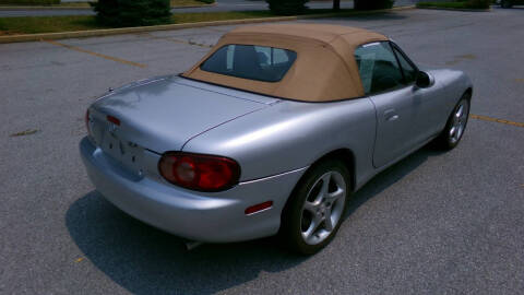 2002 Mazda MX-5 Miata LS