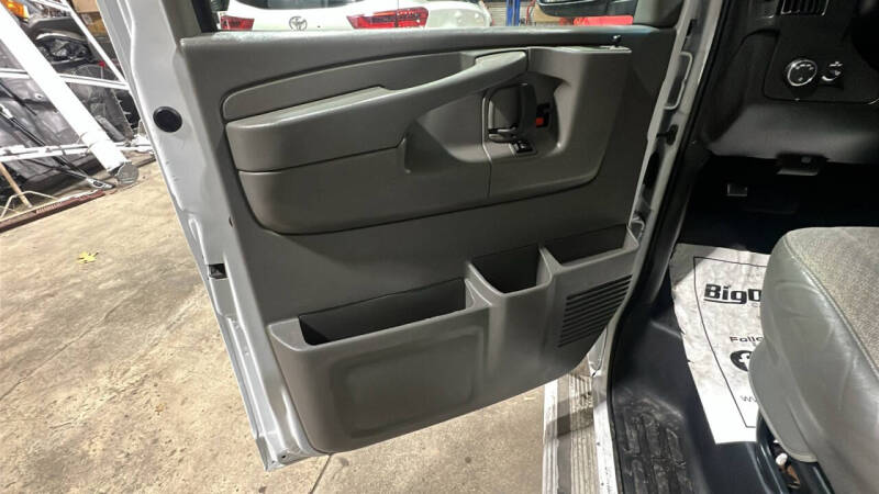 2013 Chevrolet Express LT 3500