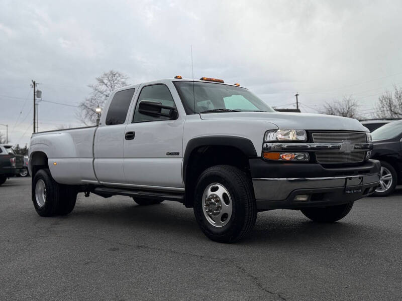 2002 Chevrolet Silverado 3500 LS