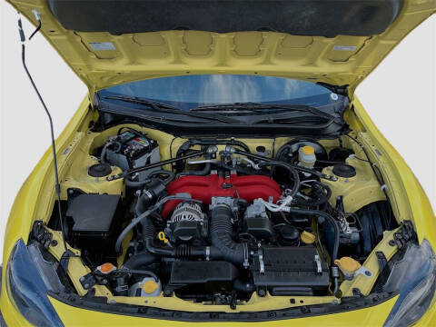 2017 Subaru BRZ Series.Yellow