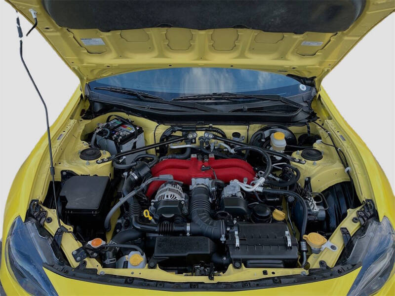 2017 Subaru BRZ Series.Yellow