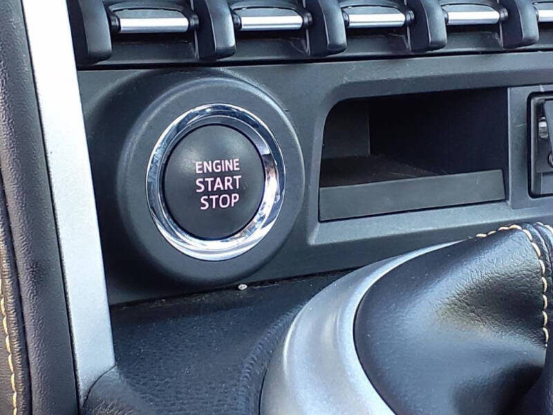 2017 Subaru BRZ Series.Yellow