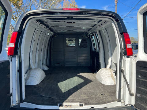 2019 GMC Savana 2500